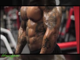 MUSCLE & INK - TREVON WRAY !