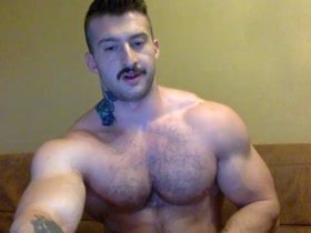 Hot Muscle boy on Cam 1