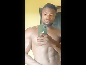 Nigerian bodybuilder showing off