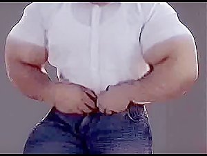 Massive Biceps in ultra-tight Shirt (orig. & mirrored)