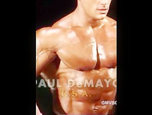 Muscle Advent Calendar Day 6: Paul Demayo posing 1995