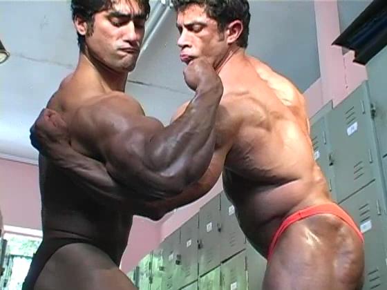 Serafim & Kinkas in the lockerroom Part 3