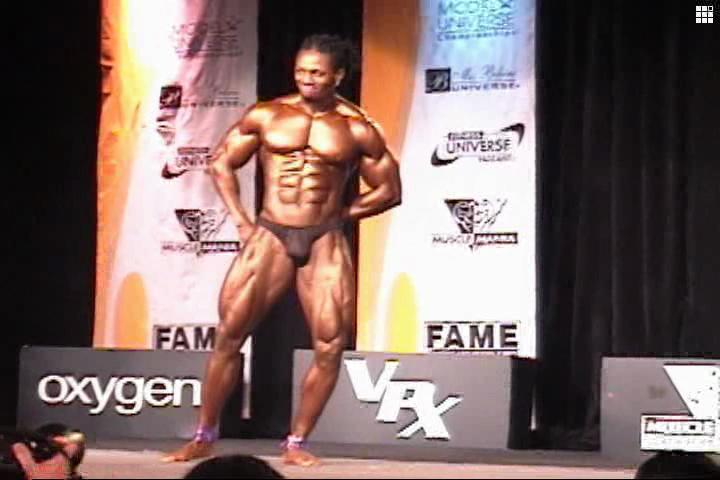 Super Hung Bodybuilder Ulisses William Junior