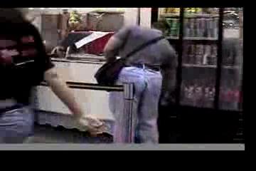 BODYBUILDER ON A SNACK BAR