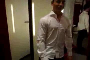 Biceps compare in Dressingroom