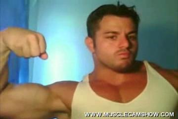 Muscle Hunk Web Cam