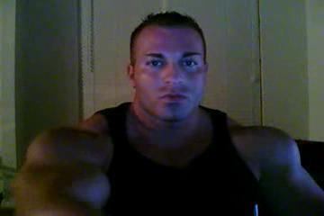Big hot muscleguy flexes
