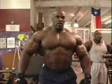 Ronnie Coleman flexing