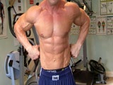 muscle daddy 01
