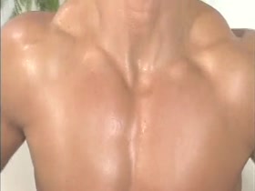 TY & DERECK - BODYDUILDER SEX !