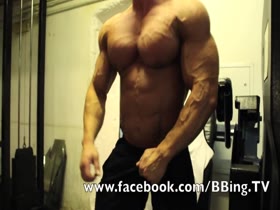 Workout at Muscle Gym