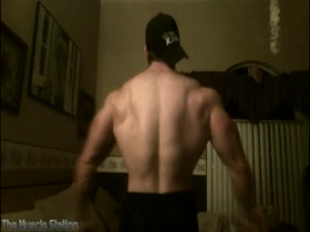 King Deluxe in Cocky Flexing