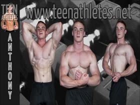 Anthony Benevento flexing 7 weeks out