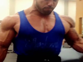 Santi Pec Workout
