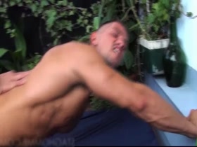 Thumb 11