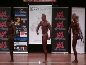 ROIDGUTTED MUSCLEBULL #51 IN SHINY BLACK POSERS (3)