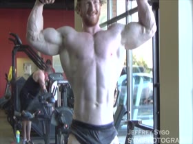 Hardcore Redhead Muscle