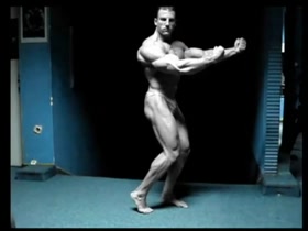 Beast Milos Mlinarevic - Classic Posing