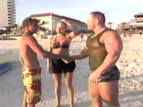 BODYBUILDER - TV SHOW BLIND DATE !