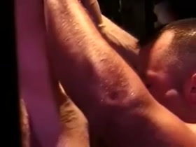 Thumb 16