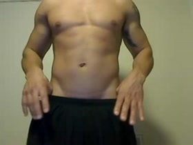 HUGE MUSCLE MONSTER LERKING !