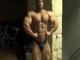 Muscle God Posing Practice