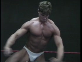 Bodybuilder Wrestling