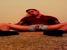 Young bodybuilder jacks off, eats his own cum