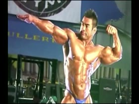 BODYBUILDER HIDETADA !