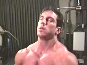 Tom Katt Ripped Musclegod