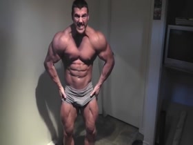 BIG JOHNNY !