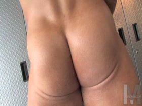 Thumb 12