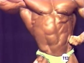 THE MUSCLE SHOW - 2 !