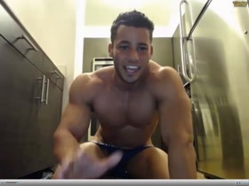 SEXY CAM GUY -  ( NO J/O )