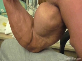 Thumb 12