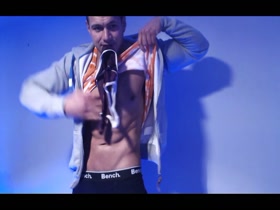 Muscle Bound Lap Dance