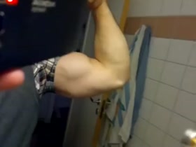 Thumb 8