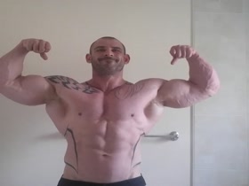 Muscle God flexing