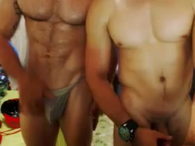 2 JOCKS PLAYING !