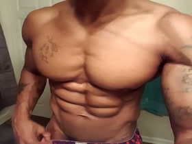 HOT PECS & NIPPLES ! !