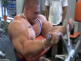 Biceps Video Morphs