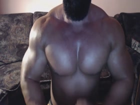 BEEFY HUNK !