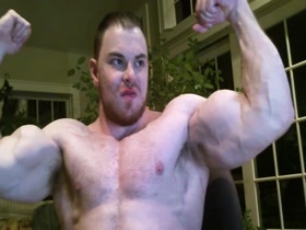 MuscleGodBrendan flex show