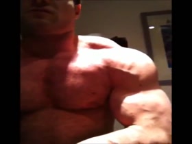 Michel Quadzilla Pec Bounce and Flexing (Mike Costantini)