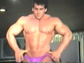 Bob Paris offseason posing.