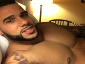 HOT PAPI !
