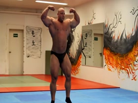 Petar Klancir extra sexy beefy