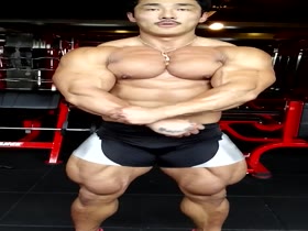 HOT ASIAN !