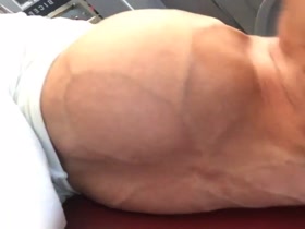 biceps pump by Zee Sayegh aka 'Shredded Diesel'