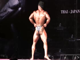 HOT BEEFY BUTT !